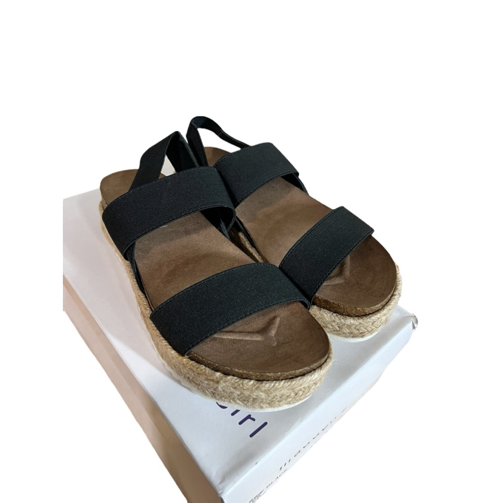 Women’s Madden Girl Cassie Size 5 Strappy Platform Sandals Black NWT